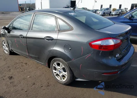 2016 Ford Fiesta Se z USA, uszkodzony, nr VIN 3FADP4BJ5GM164786